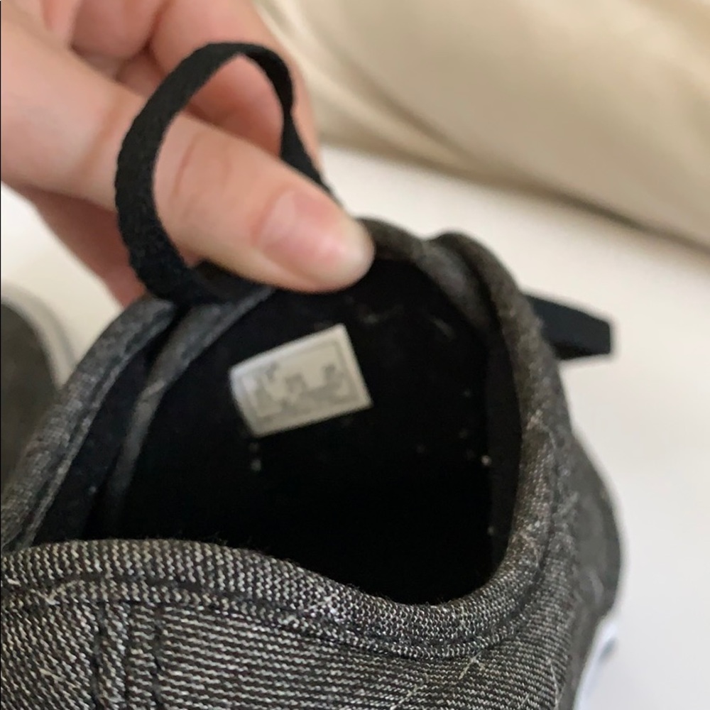 BLACK/GRAY VANS - Picture 3 of 3